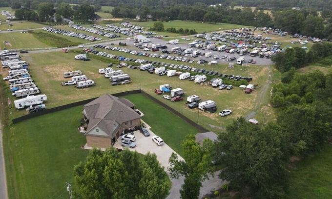 Cullman Alquiler De RV | Walk to ROCK THE SOUTH RV Camping with Generator 4 Night Package Cullman Alabama