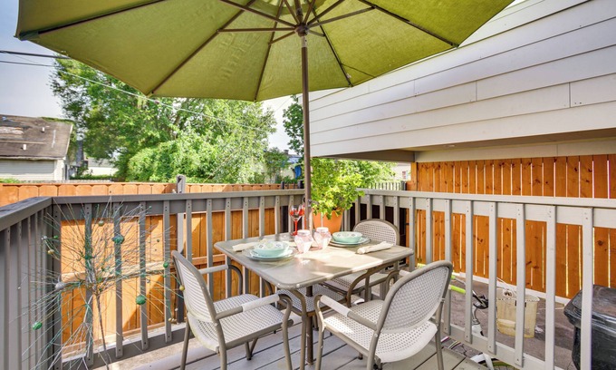 Faubourg Livaudais Casa | Walk to St Charles Ave: Renovated Home w/ Patio!