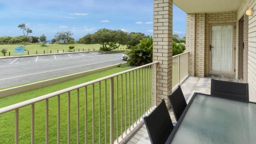 Woorim Casa | Walk to Surf Beach - Ground floor apartment - Bribie Horizons Boyd St, Woorim