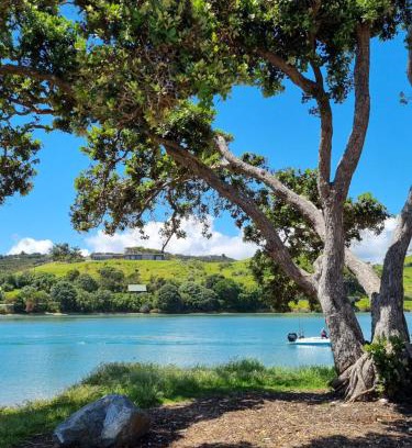 Doubtless Bay Casa | Walk to the beach