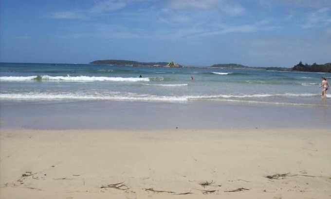 Tomakin Casa | Camina hacia la playa y relájate