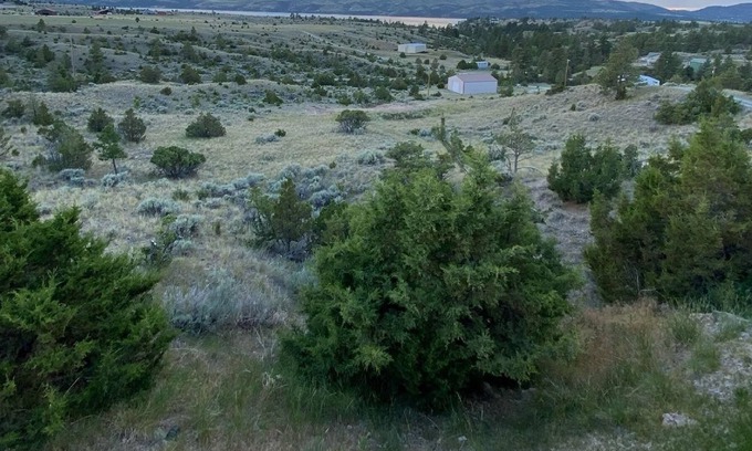 Helena Casa | Walk to the lake, huge deck, spa, karaoke machine, fire pit, and outdoor shower