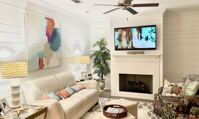 Epworth Acres Villa | Walk to the water … brand new LUXURY villa near St Simons Marina
