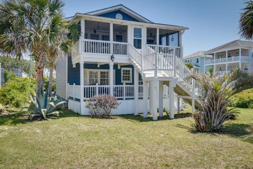 Atlantic Beach Casa | Walk to Water Coastal-Chic Home Near Myrtle Beach