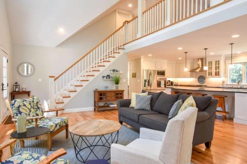 North Eastham Casa | Walk to Water Gorgeous Outdoor Space