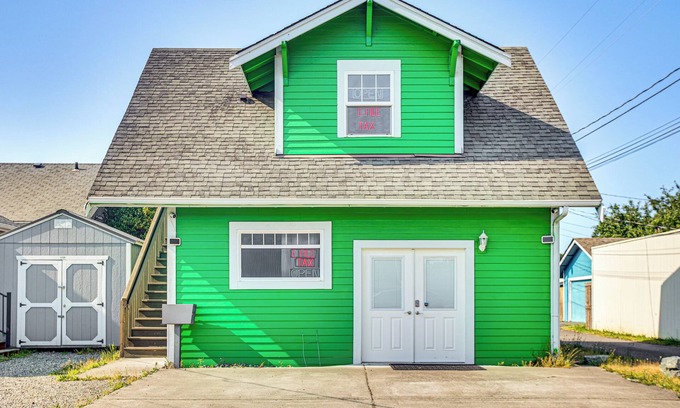 Puyallup Apartamento | Walkable Paradise: Downtown Puyallup Studio!