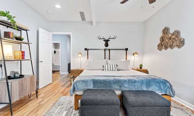 Kansas City Apartamento | Walkable to River Market and Minutes from Downtown!