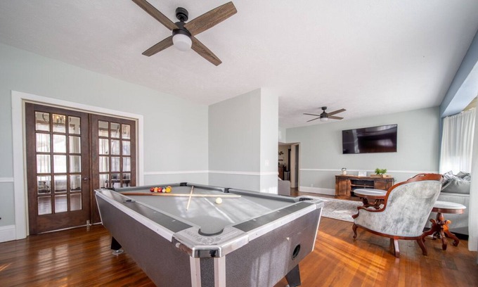 Norfork Casa | Walking Dis. To Pub/River/Food -Liberty Manor in Norfork, AR *FISHERMEN GETAWAY*