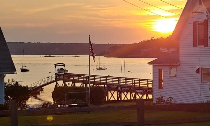 Pemaquid Beach Casa | Walking Distance to 2 Beaches, Sleeps 12
