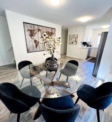 Winnipeg Casa | Walking distance to St Boniface, easy parking