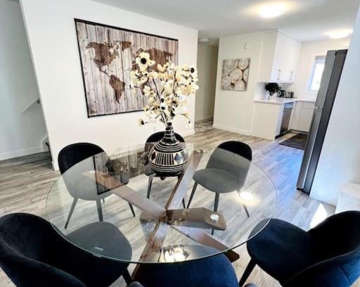 Winnipeg Casa | Walking distance to St Boniface, ample parking