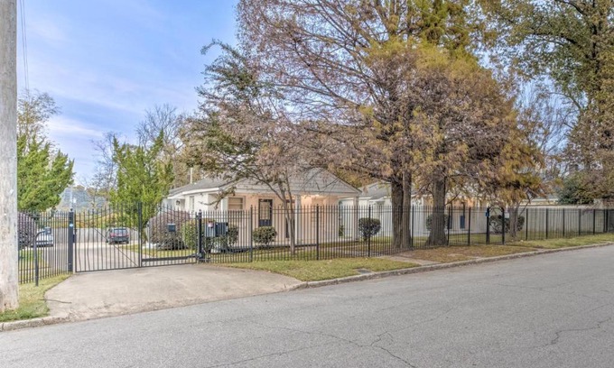 Midtown Apartamento | Walking Distance to the Best of Midtown