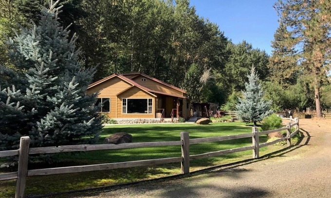 Milton-Freewater Casa | Walla Walla Riverfront Retreat!