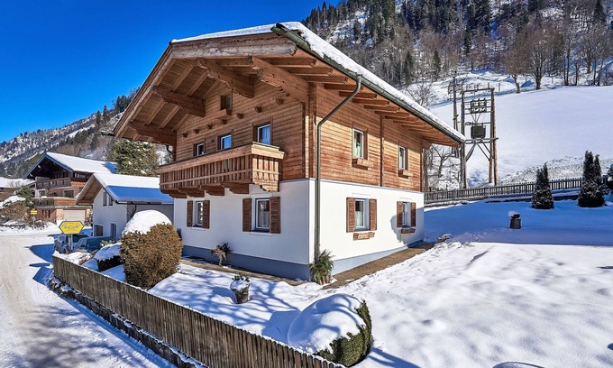 Fusch an der Grossglocknerstrasse Casa | Wallner by Interhome