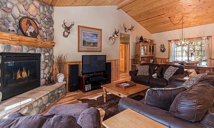Sunriver Casa | Wallowa With Western Charm