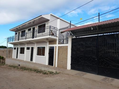 Esteli Casa | Wally’s Place