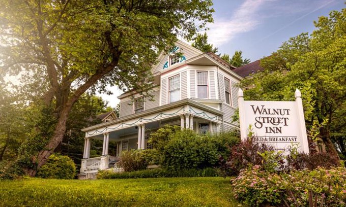 Walnut Street Cama Y Desayuno | Walnut Street Inn
