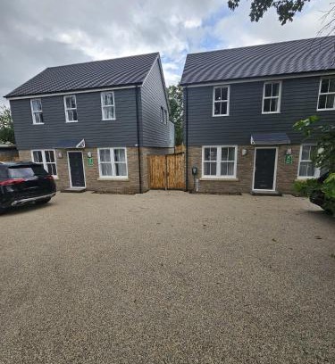 Manston Casa | Walnut Tree Cottages