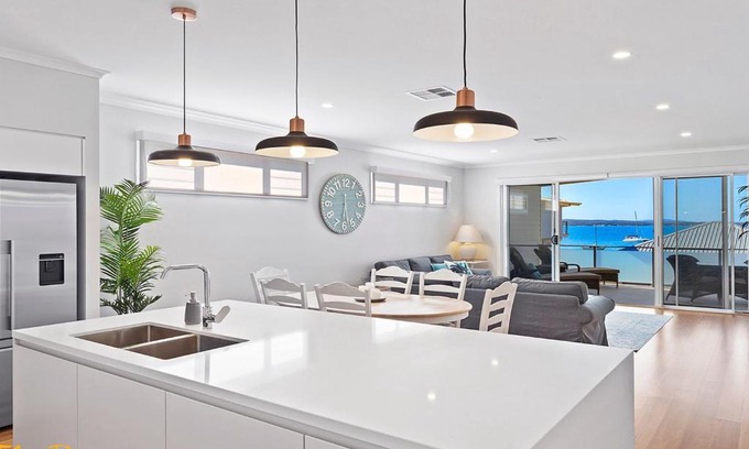 Salamander Bay Casa | Wanda Waterfront Retreat Salamander Bay
