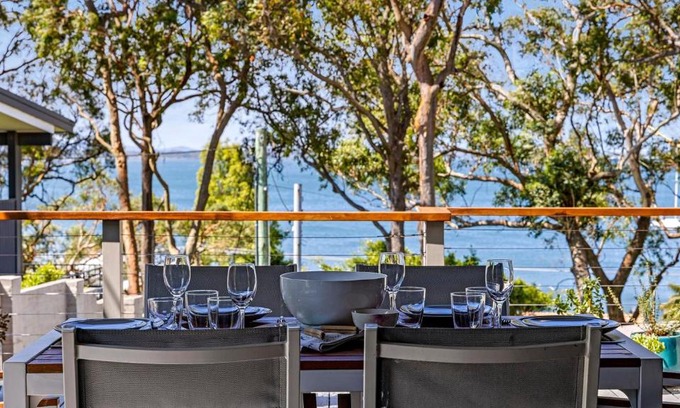Salamander Bay Casa | Wanda Waterview - Tranquil treetop surrounds