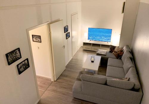 Reittio Apartamento | Wanha Koulu Tahko Onnela, 4mh, Palju, Sauna, Tupakeittiö, Wifi, Liikuntasali, RinteetSpaRavintola 6km, Lemmikit OK, Edukas