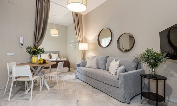 Encarnacion-Regina Apartamento | Waou Seville Center III