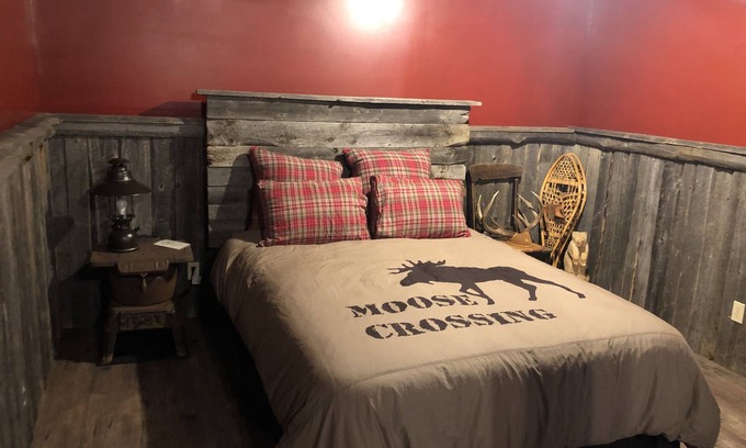 Porcupine Plain Casa | Wapati Bluffs and Suites