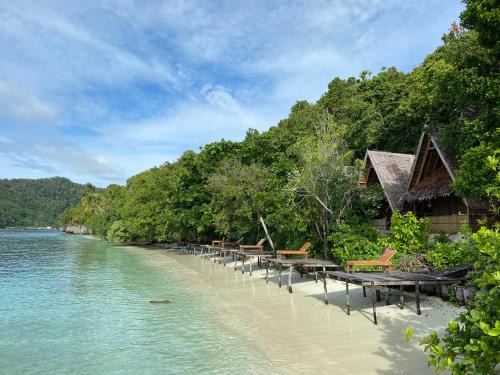 Raja Ampat Casa | Warahnus dive homestay