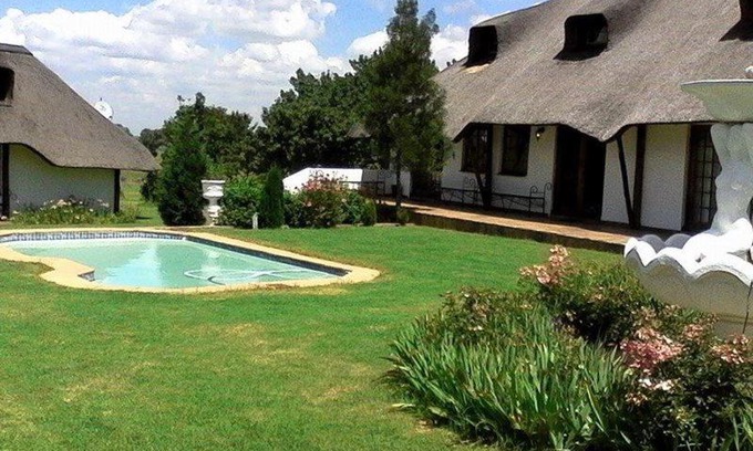 Dipaleseng Casa | Warembo Lodge