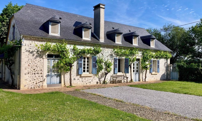 Nousty Casa | Warm and authentic cottage between Pau and Lourdes for 7 people