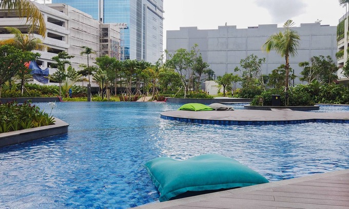 Kelapa Gading Timur Apartamento | Warm And Elegant 2Br At The Kensington Royal Suites Apartment