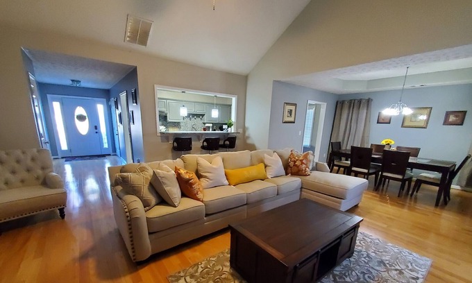 Lawrenceville Casa | Warm, Charming, Relaxing stay in Lawrenceville.