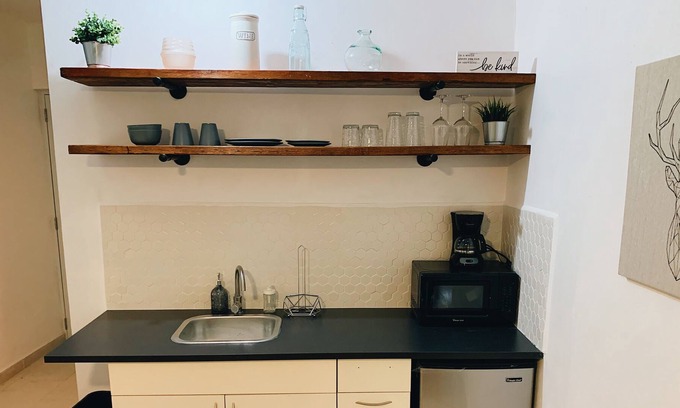 San Anton Apartamento | Warm & Cozy Studio - Centrally Located [C]