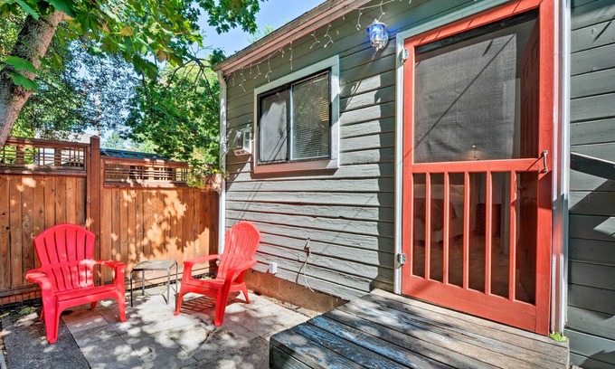Siskiyou-Hargadine Historic District Cabaña | ¡NUEVO! Tiny Cottage 2 cuadras del centro de Ashland!