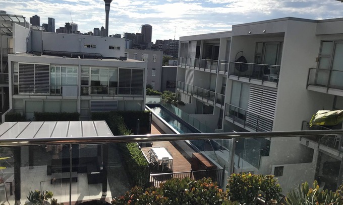 Freemans Bay Apartamento | Warm, spacious and secure apartment in great location. Just move in!