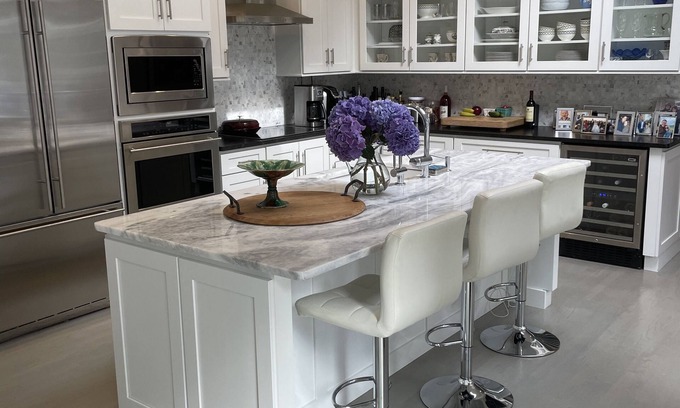 Westhampton Beach Casa | Warm, sunny, family home close to town and the beach - 5 bedroom with a pool!