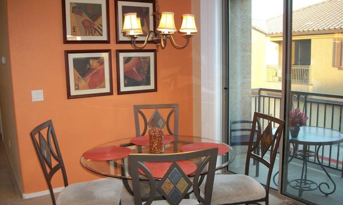 Muirfield Village Condominio | Calidez, Confort y facilidad en el Valle del Sol