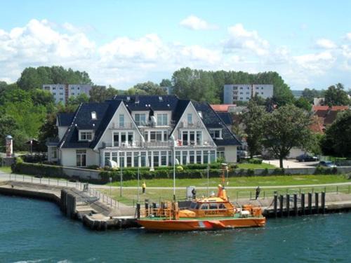 Hohe Dune Apartamento | Warnemünde Ferienwohnung Zum Lotsen 22347