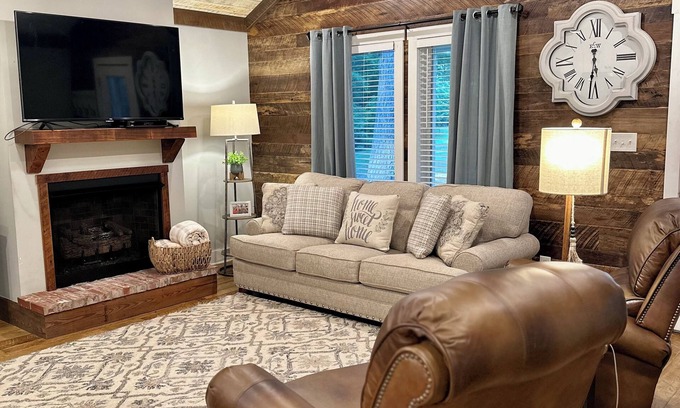 Sylvester Cabaña | Warrior Creek Cottage
