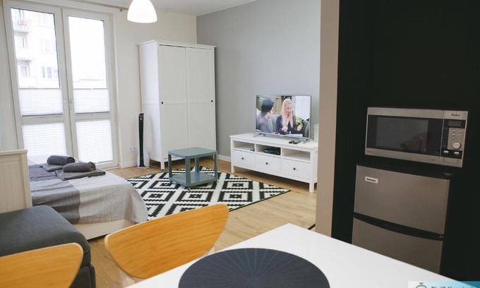 Kolo Apartamento | Warsaw Concierge Wola Expo