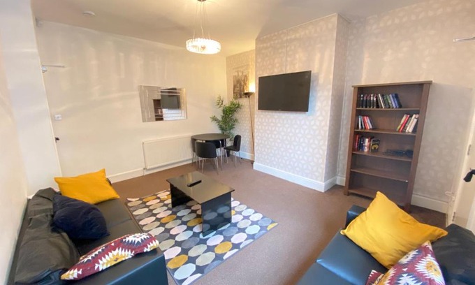 Heaton Apartamento | Warwick Street Professional Lets