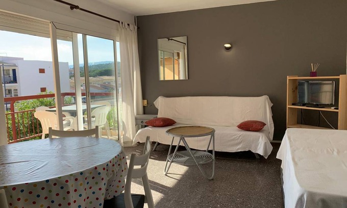 Palamos Apartamento | Wasela 114 - Studio Apartment, Sleeps 2