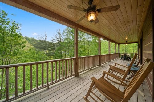 Sugar Grove Casa | Watauga River Retreat