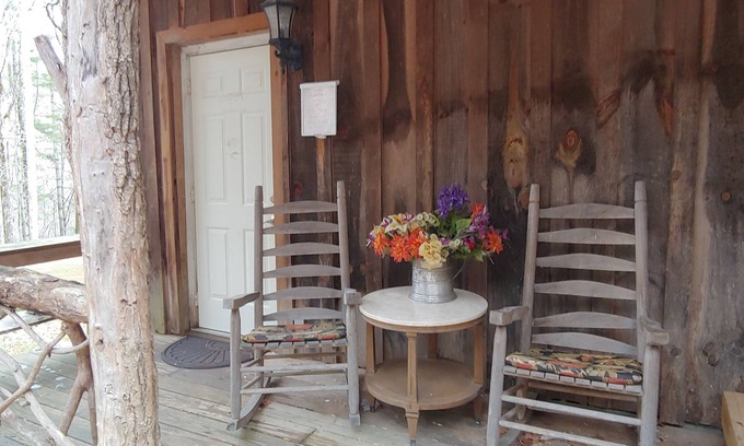 Cullowhee Otro | Watch The Horses Mosey By While You Rock On The Porch