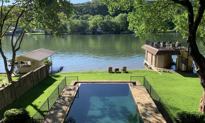 Oak Shores On Lake Austin Casa | FRENTE AL AGUA LAGO AUSTIN ESTATE