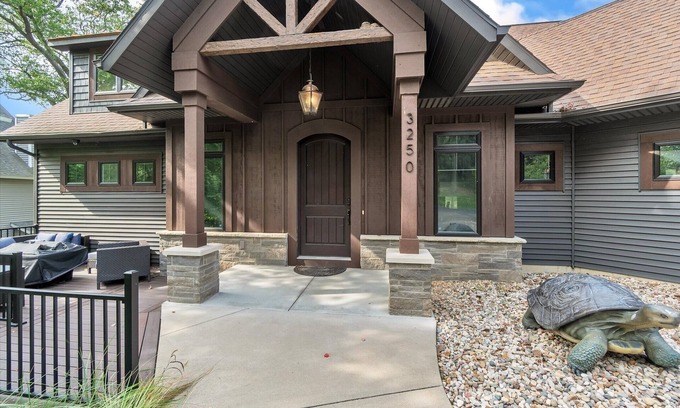 Saugatuck Cabina | 5 habitaciones, frente al lago, 2 suites MASTERS, playa privada, lago para nadar poco profundo