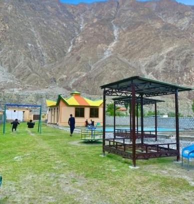Azad Kashmir Cabina | water front resort