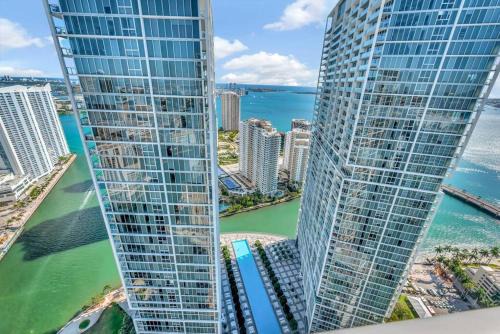 Downtown Miami Apartamento | Water & Pool Views, One bedroom W hotel building