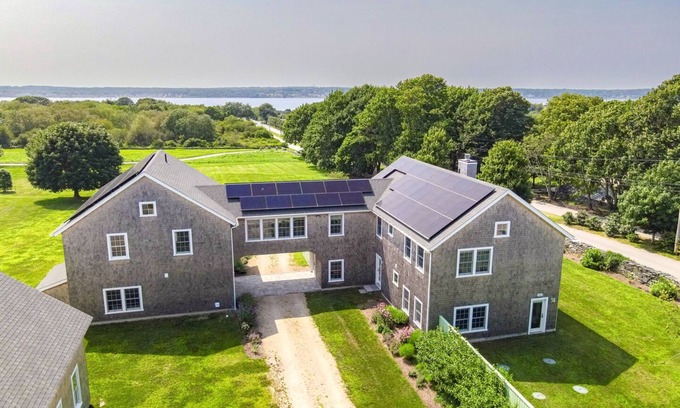 Jamestown Casa | Water view close to Jamestown Village