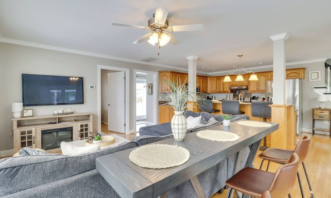 Deale Casa | Water-View Deale Home: Walk to Marina, Restaurants